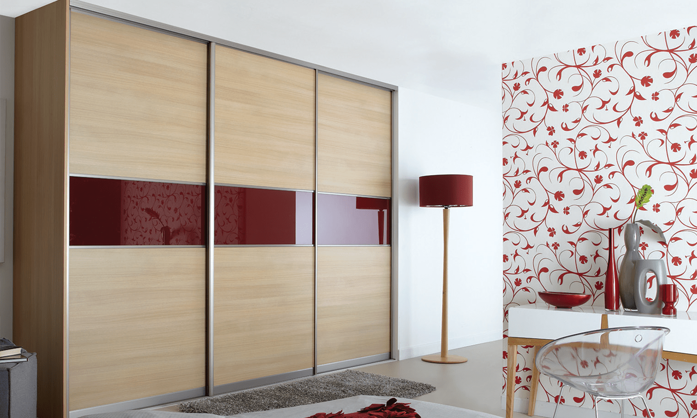 Ferrara Oak_Dark Red Glass